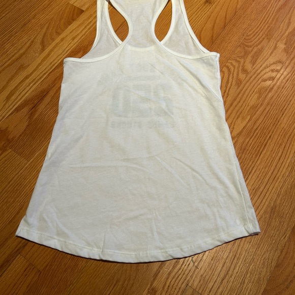 NWT Burn Boot Camp 250 Camps Strong White Tank Top! Size M - Picture 2 of 2